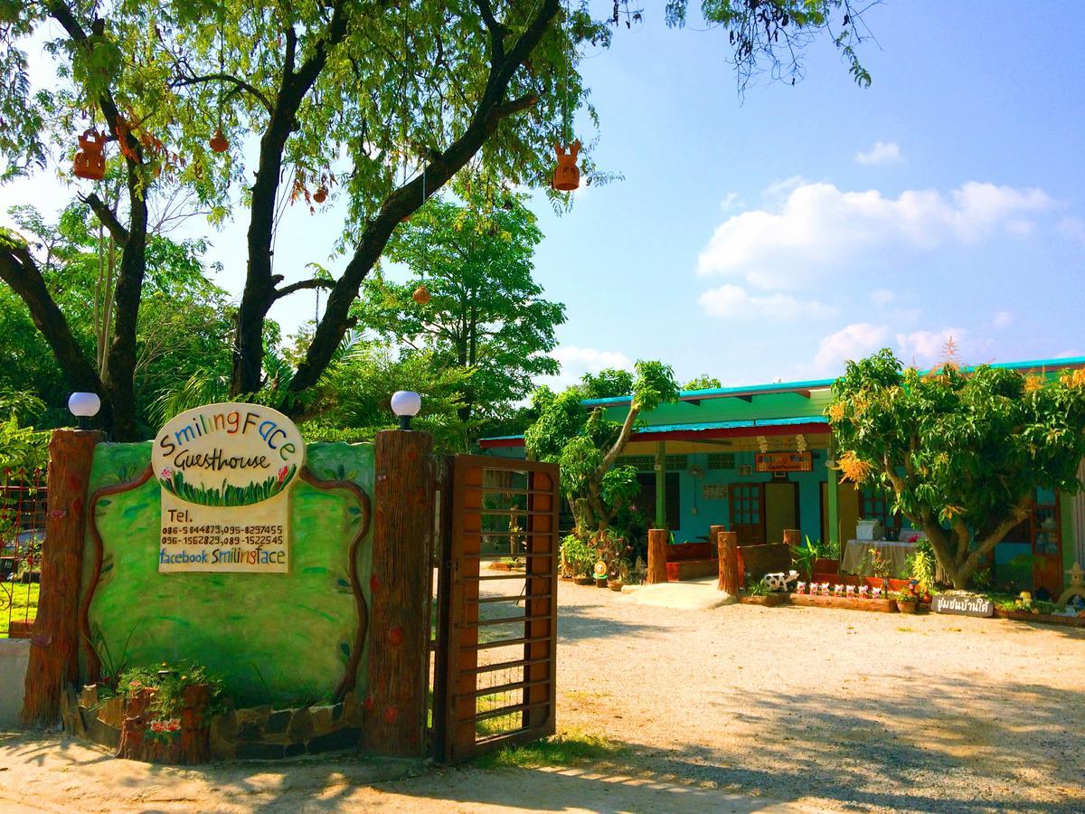 Smilingface Guesthouse Szukhothaj Kültér fotó